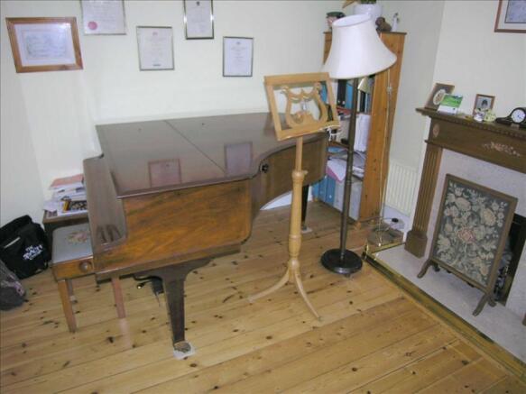 Photo 4