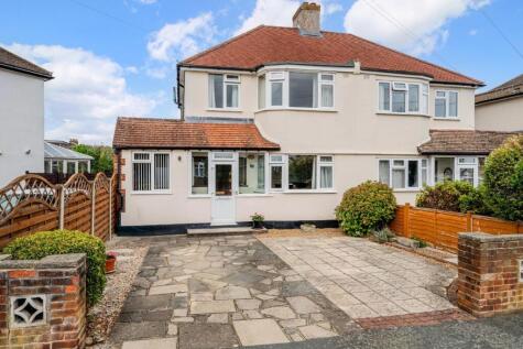 Amis Avenue, Ewell
