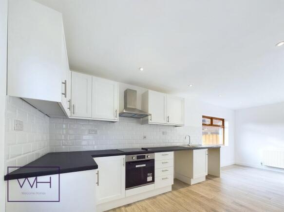 CAM03785G0-PR0124-ST