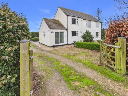 Plough Lodge, Station Road, Mareham-Le-Fen