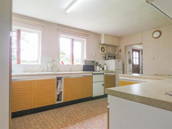 Kitchen.JPG