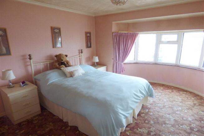 Bed 1 b