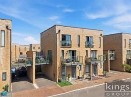 13, Greenfinch Way, Newhall, Harlow CM17 9FT