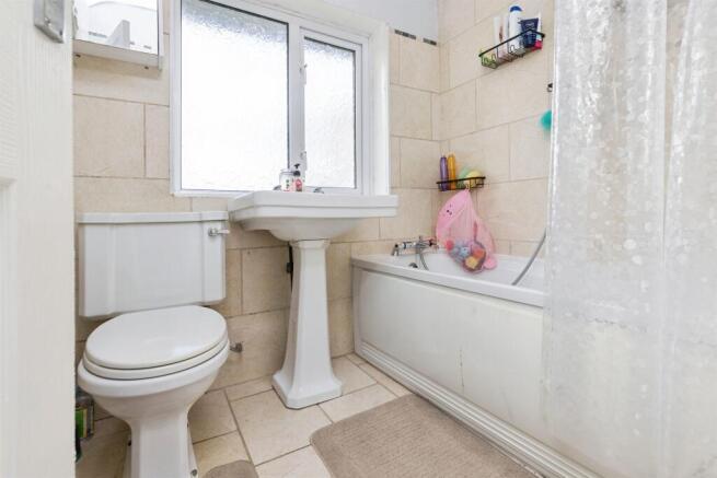 2 bed Semi-Detached for sale Image 10