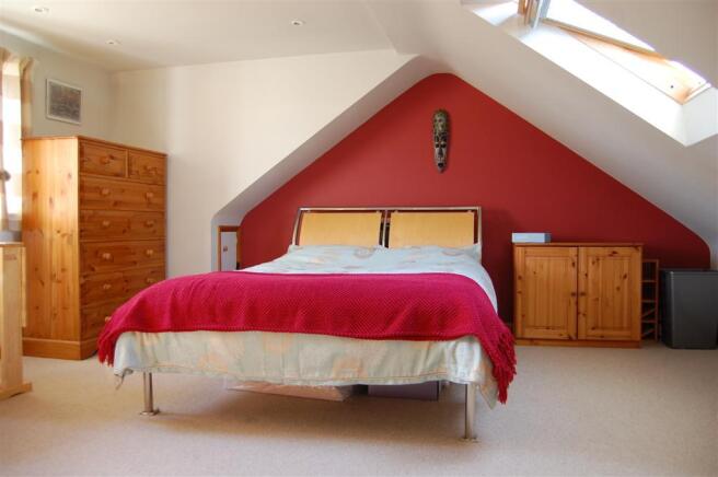 BEDROOM TWO