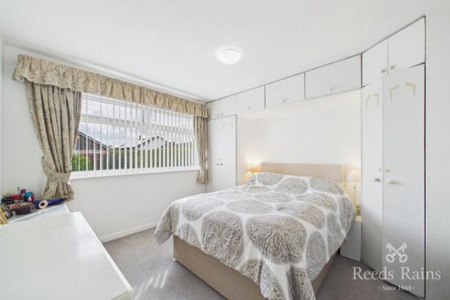 3 bed Bungalow for sale Image 9
