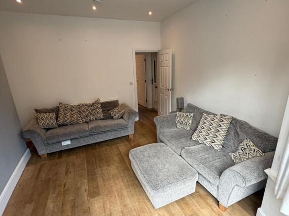 4 bed Terraced for sale Image 8
