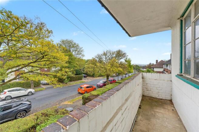 Ossulton Way, London, N2 photo 2