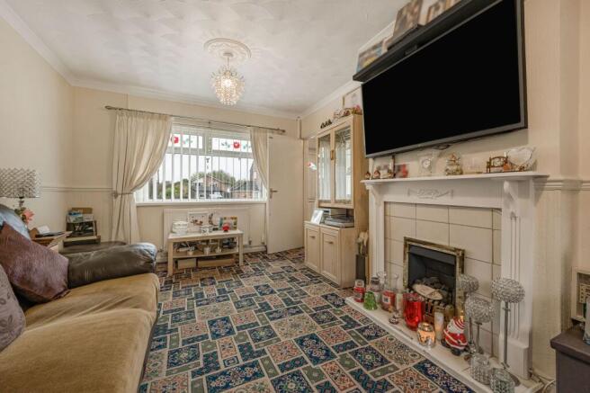 156, Ball Road, Llanrumney, CF3 photo 2