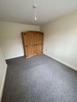 3 bed House to rent Image 7