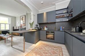 First Floor Flat, 162, Westbourne Grove, London W11 2RW