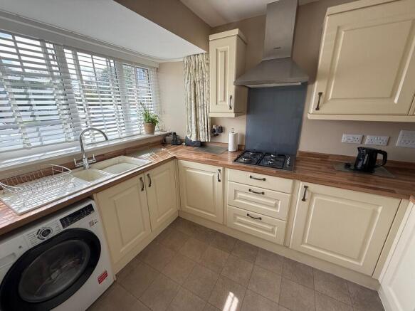 Kitchen 2