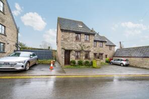 Hayseed House, Heol Y Dwr, Hay-on-wye, Hereford HR3 5AT
