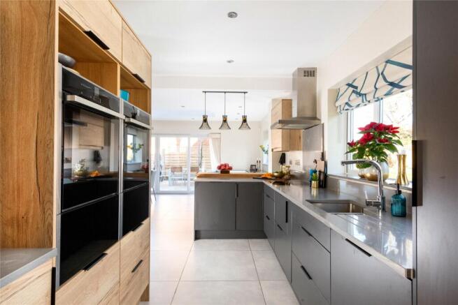 Kitchen/Breakfast