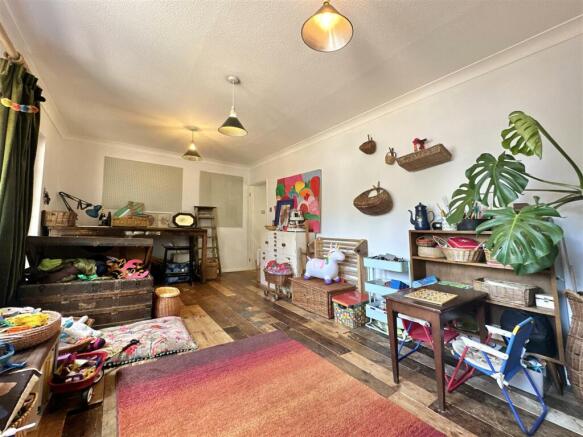 Living_Room.jpg