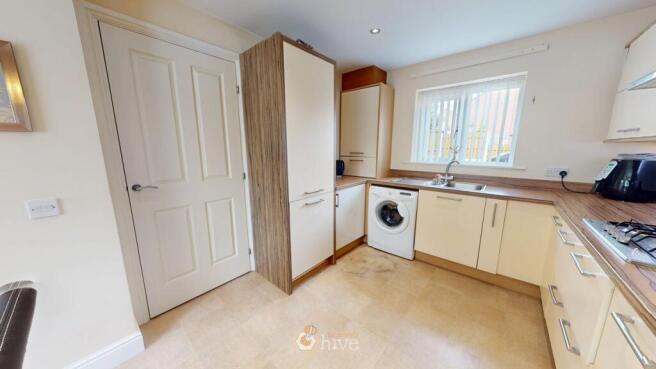 3 bed Semi-Detached for sale Image 6