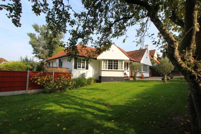 3 Bedroom Detached in CM14 4QZ