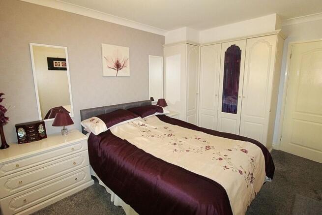 2 bed Bungalow for sale Image 8