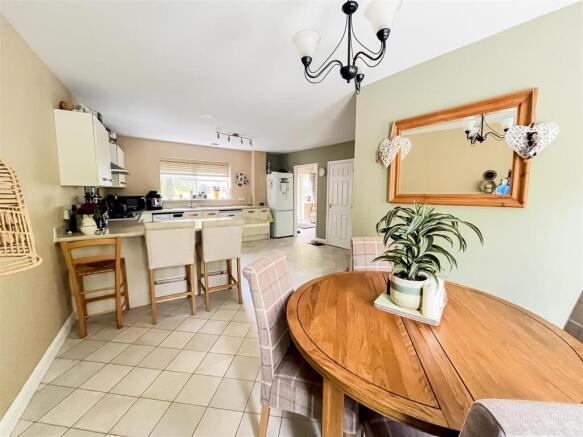 Kitchen/Family Room