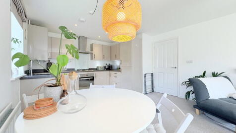 Oak Leaze, Patchway, Bristol, BS34 5FN