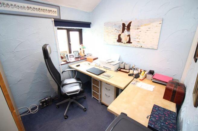 Study/4th Bedroom
