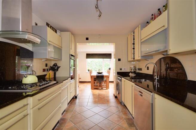 Kitchen Arealindachild13@hotmail.com
