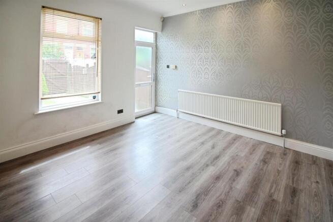 4 bed Terraced for sale Image 6