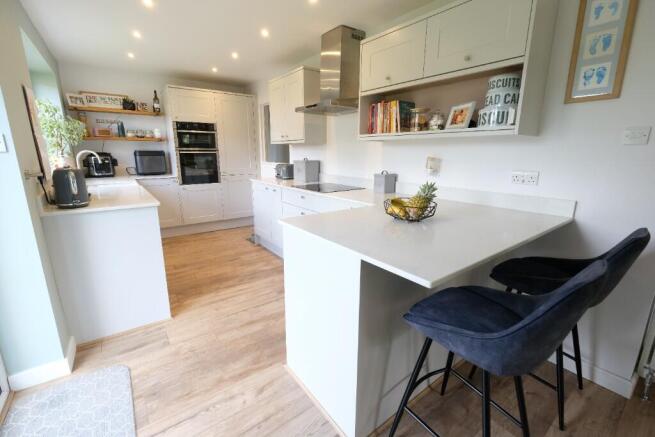 OPEN PLAN ROOM