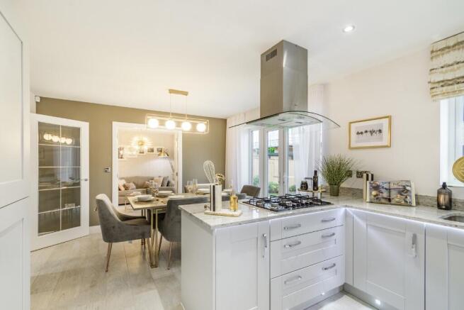 4 bed Detached for sale Image 4