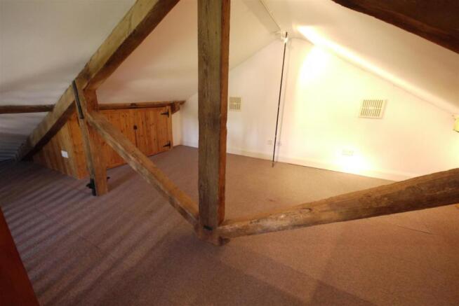 LOFT ROOM