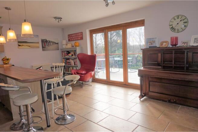 Kitchen/Family Room