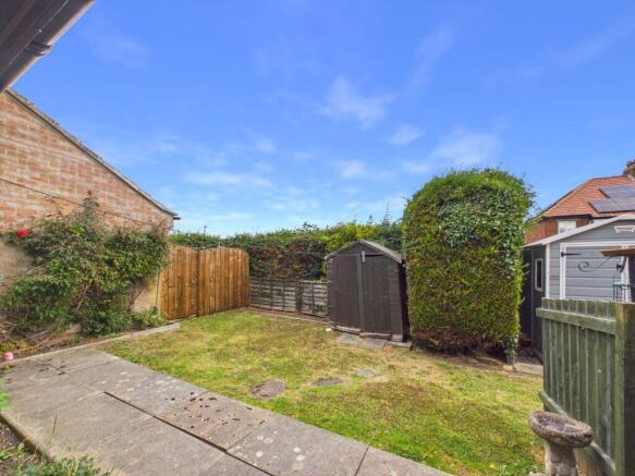 2 bed Terraced Bungalow for sale Image 10