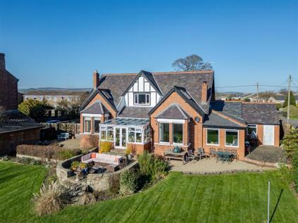 Holmfield, Darlington Road, Barnard Castle