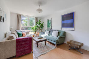 14, Wivenhoe Close, London SE15 3QN