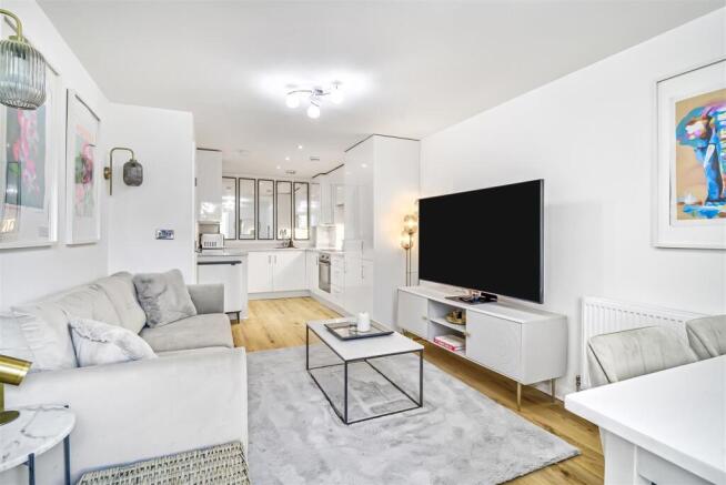 F r_Richmond_Road_Richmond__TW9_4NG-7.jpg