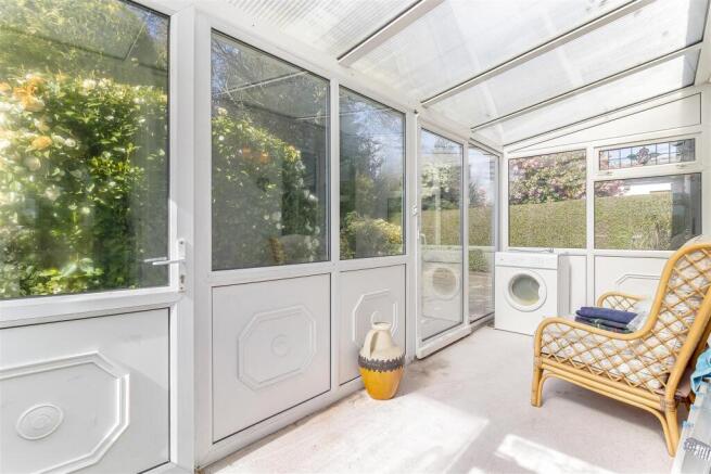 2 bed Semi-Detached Bungalow for sale Image 11