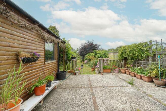 188 Sedlescombe Road North (78)_ Alto.jpg