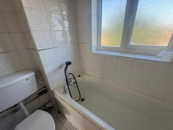 21B Warwick Road, Liverpool, Merseyside, L36 1UU photo 5