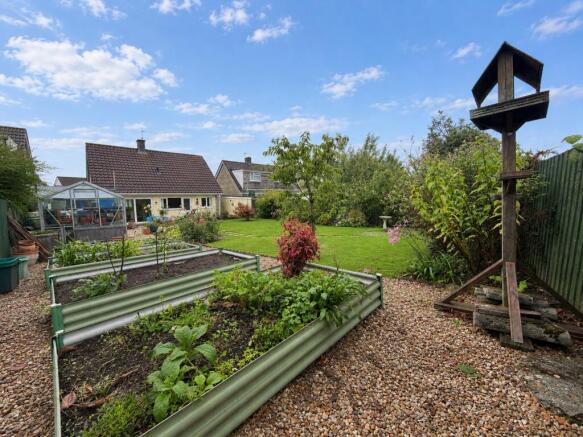 Priory Gardens, Easton-in-Gordano, Bristol, Somerset, BS20 photo 3