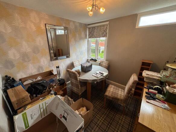 2 bed Semi-Detached to rent Image 4