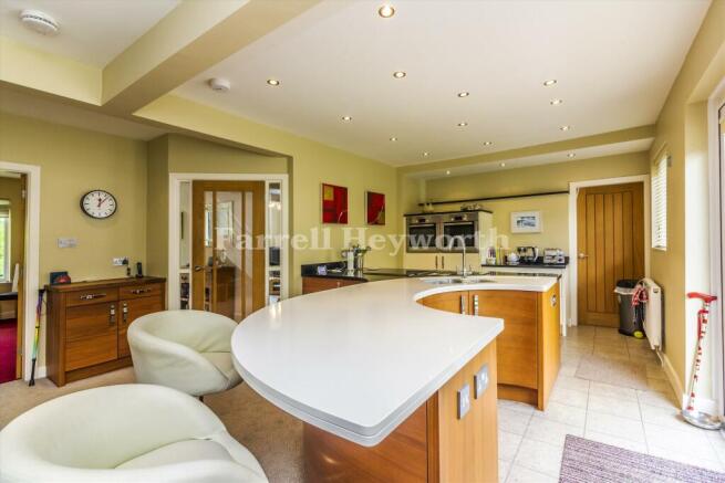 Breakfast Kitchen im