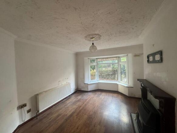 Number 10 Far Lane, Rotherham, South Yorkshire S65 2RZ photo 5