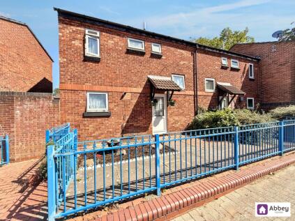 Redwood Walk, Leicester, LE5