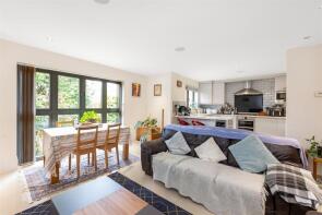 Flat 6, 23 Blyton House, Sydenham Hill, London SE26 6GA