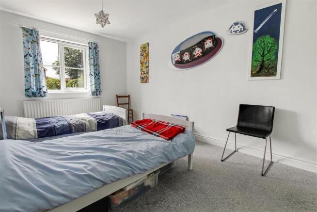3 bed Detached Bungalow for sale Image 12