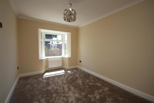 Living Room/Bedroom