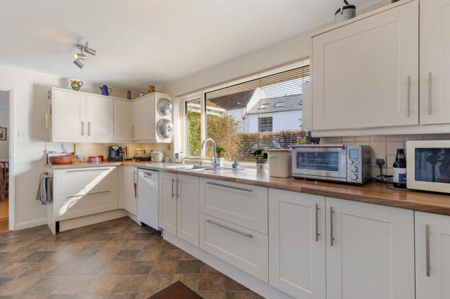 A12 - Broadhurst South Milton - 260206