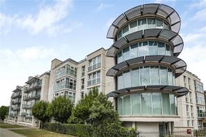 34, Phoenix Way, London SW18 2PW