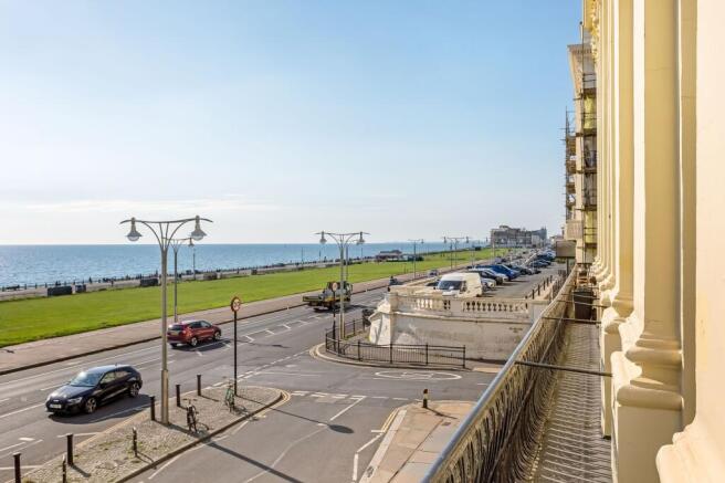 Brunswick Terrace, Hove, BN3 photo 4