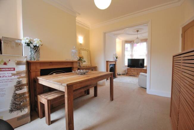 Interconnecting Reception Rooms